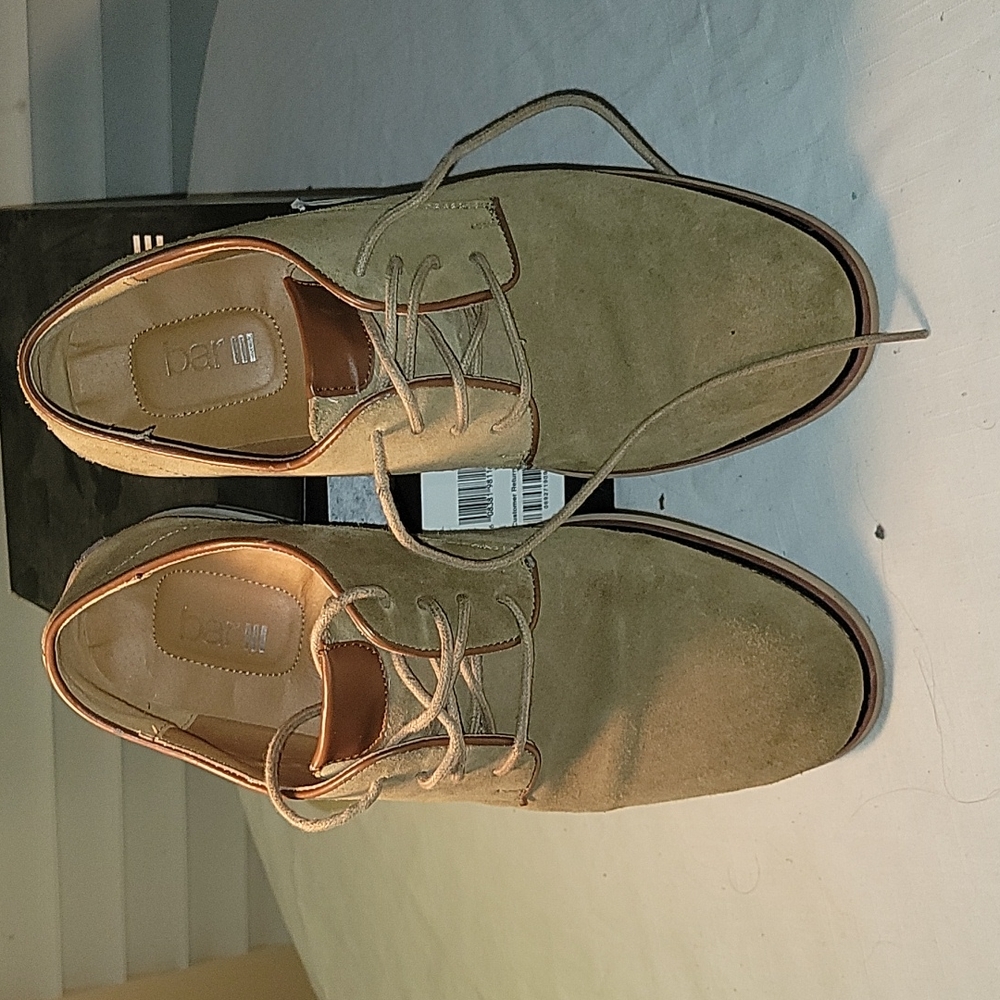 Mens dress shoes
